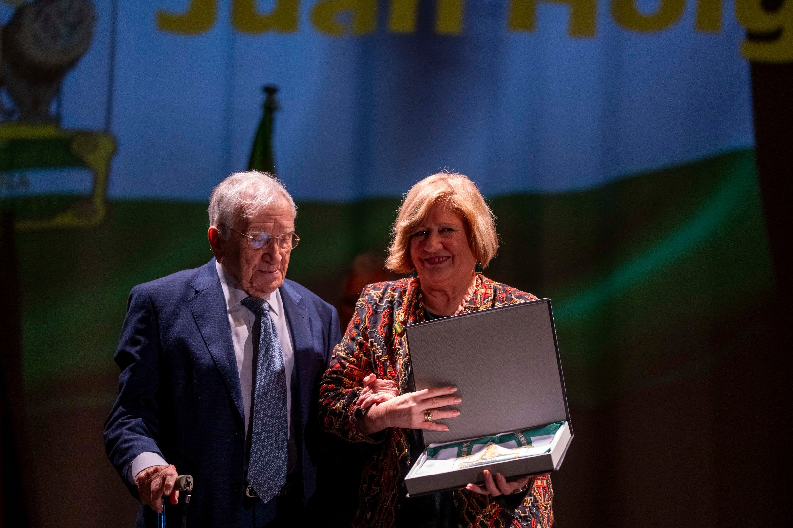 28 F Gelves 2025 - Bandera Andalucia