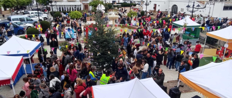 ambiente plaza feria carnaval ok