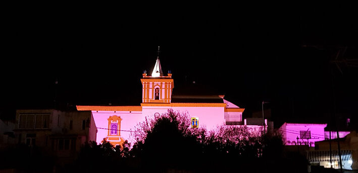 iglesia iluminada rosa 2017