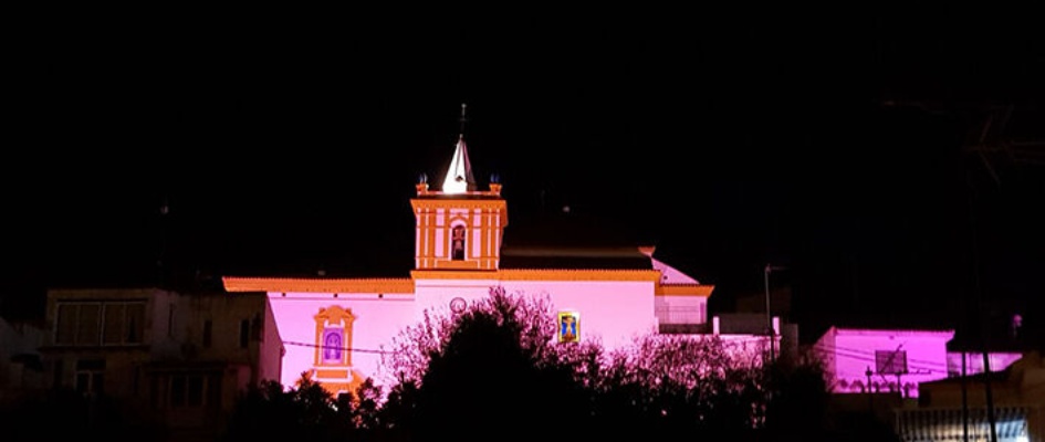 iglesia_iluminada_rosa_2017.jpg