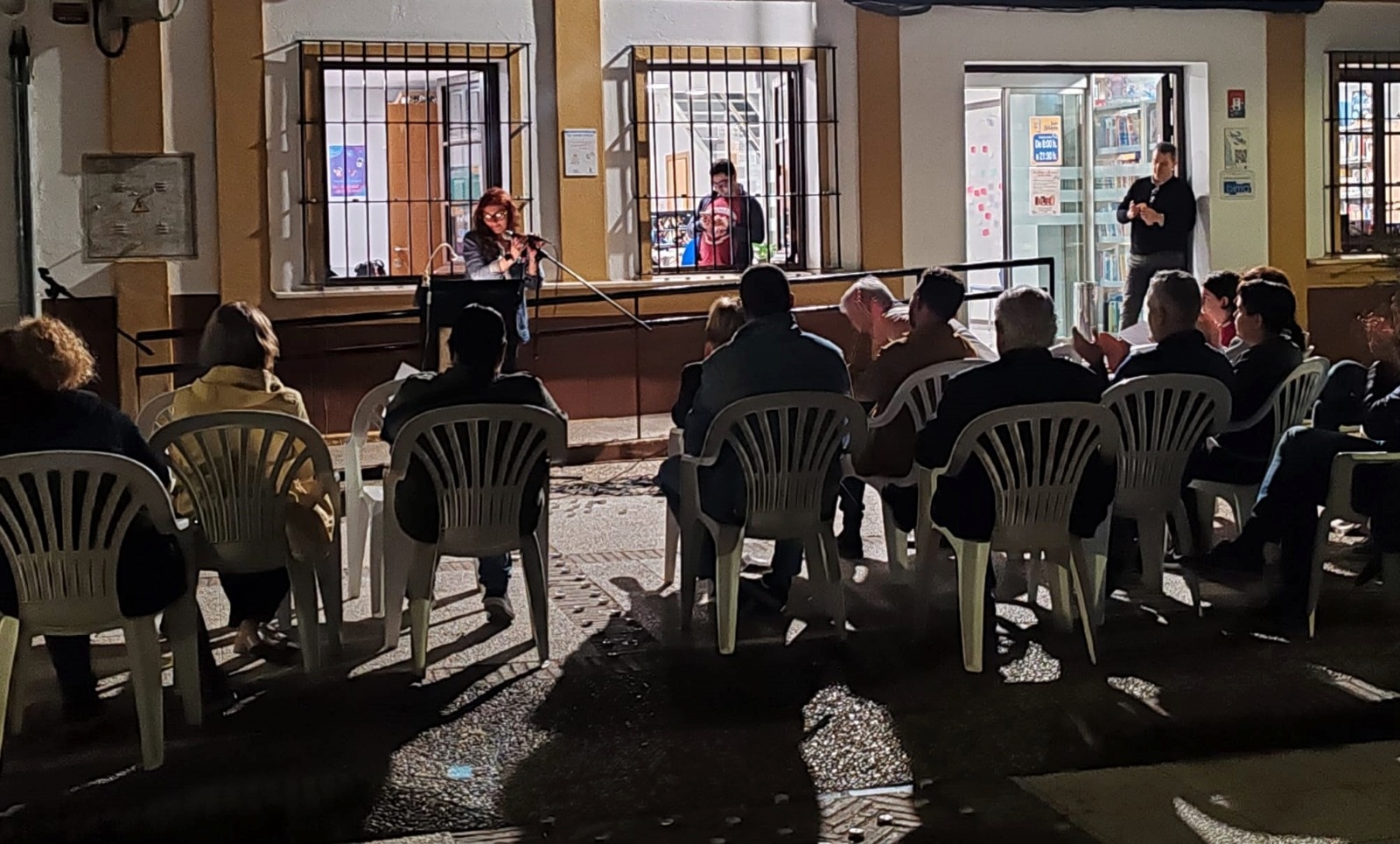 lectura poemas asistetnes