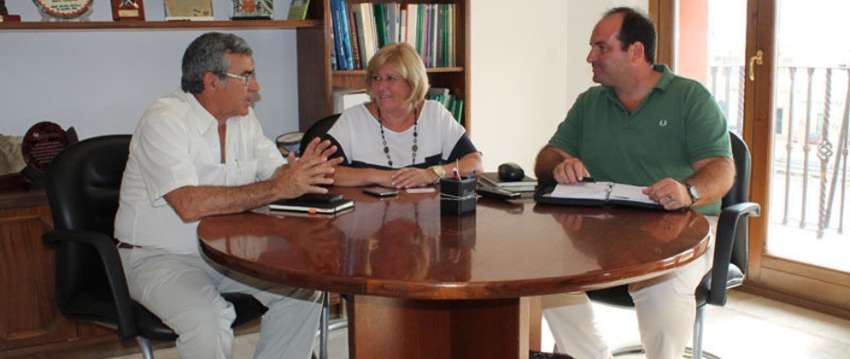 reunixn_alcaldesa_SAMU_Agosto_15_w.jpg