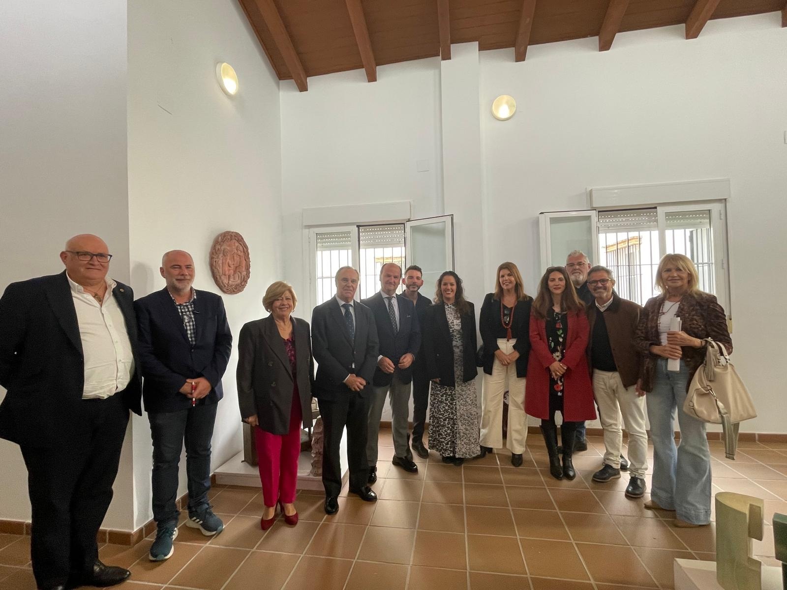 La alcaldesa de Gelves participa en la Escuela de Artesanos en una jornada sobre Indicaciones Geográficas Protegidas titulada "El poder del Origen" WhatsApp Image 2026-04-09 at 13.56.30