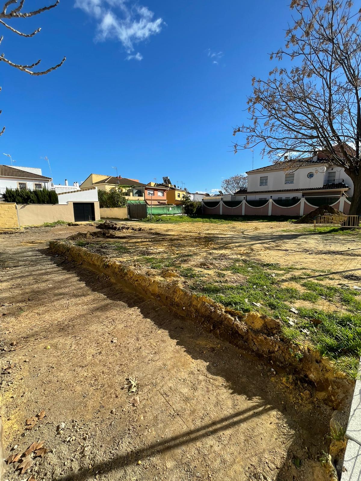 obras nuevos aparcamientos gelves (2)