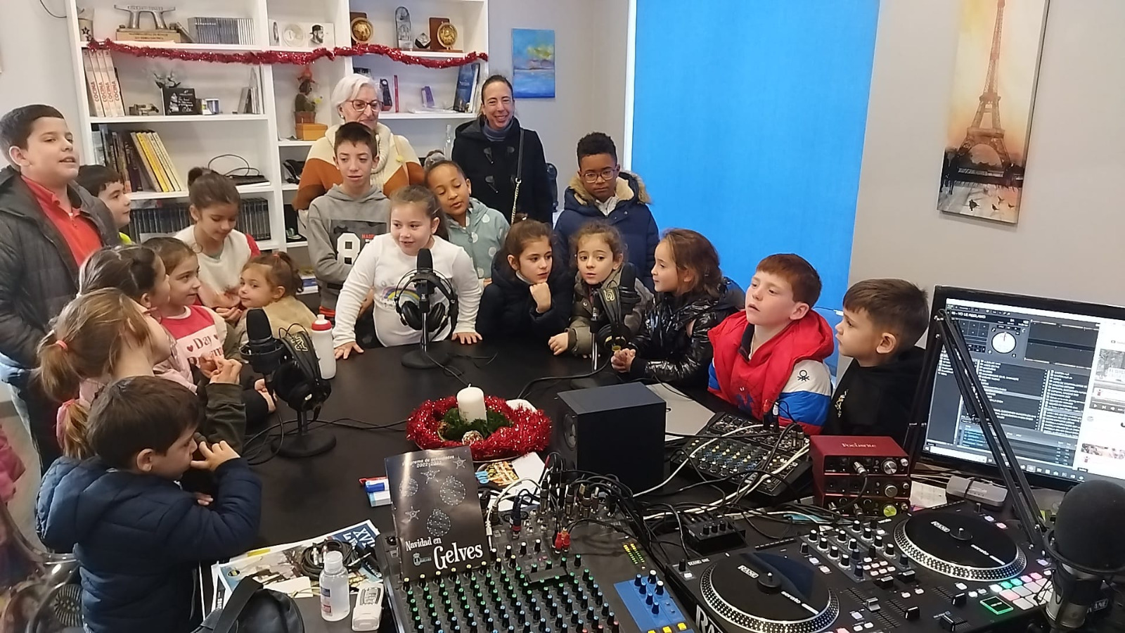 visita alumnado radio portada