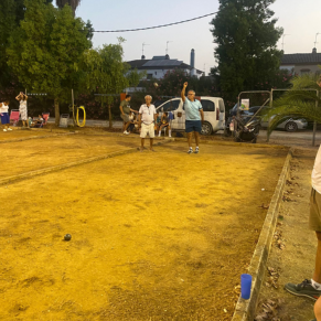 025f4bd0-b919-4c50-b250-aaa98083fe42