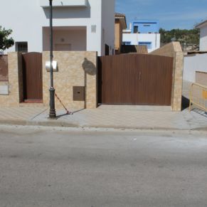 031ce1ad-397b-4caa-9495-e913ad7b060e