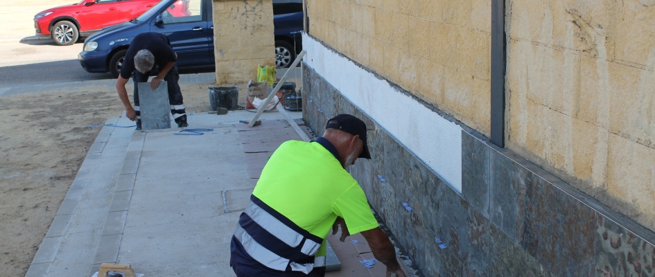 65ef5ecb-b50f-406a-b8dd-f3dbe383f94f