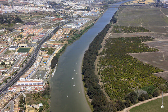 Aerea Gelves y rio web