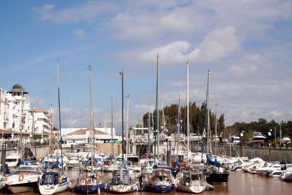 Puerto Gelves vista general