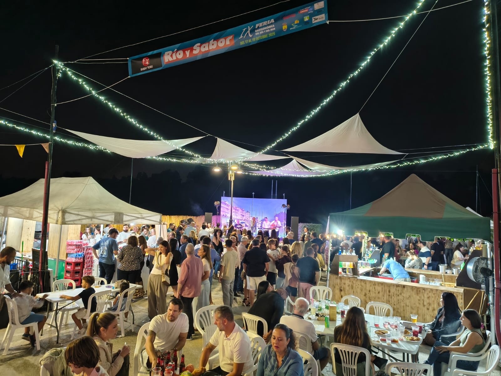 ambiente noche sabado