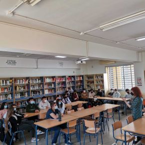 encuentro escritora abril 2022