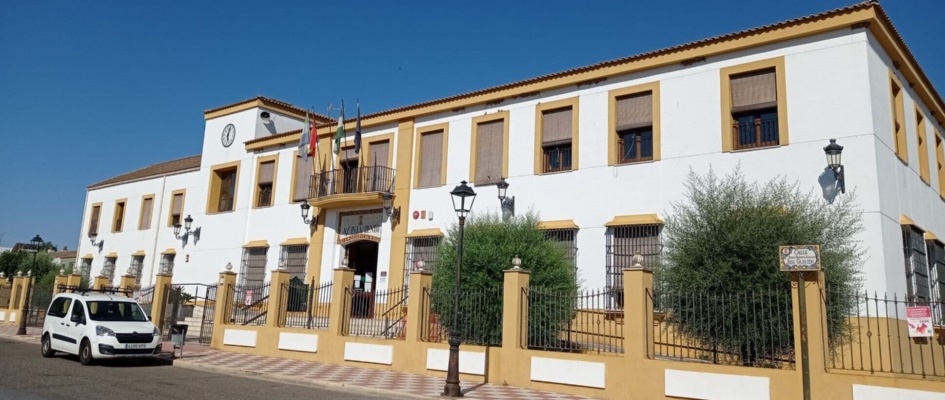 fachada horizaontal ayto gelves 2