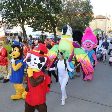 5 ENERO 23 muñecos fantasia