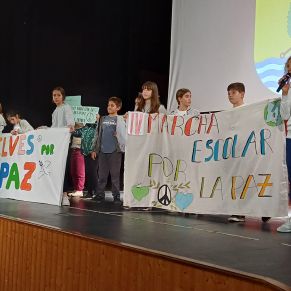 marcha paz gelves 25 teatro  lemas