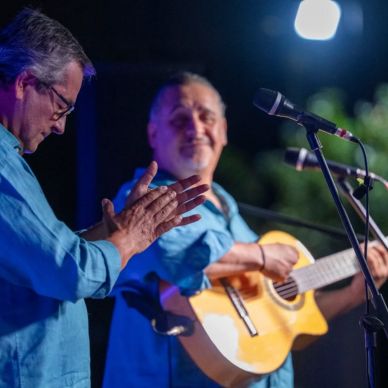 presentacion disco cañuelo alcaldesa detalle