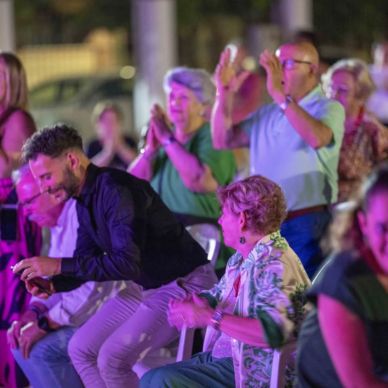 presentacion disco cañuelo detalle aplauos